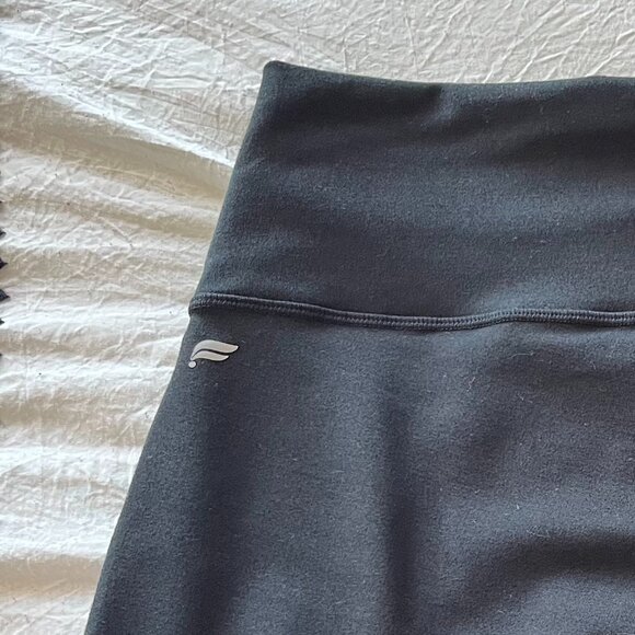 Fabletics PowerHold High-Waisted 7/8 Leggings Women’s Size Medium - Picture 8 of 10